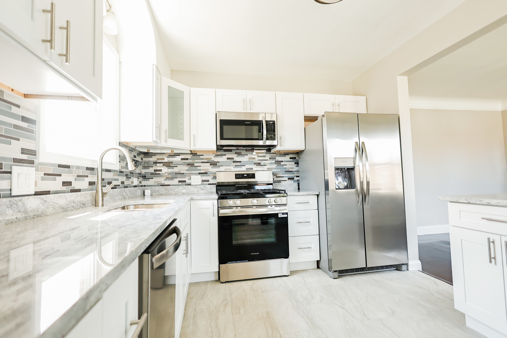 10141 S Vernon Avenue, Chicago, IL 60628