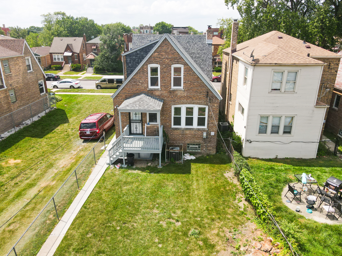 10141 S Vernon Avenue, Chicago, IL 60628