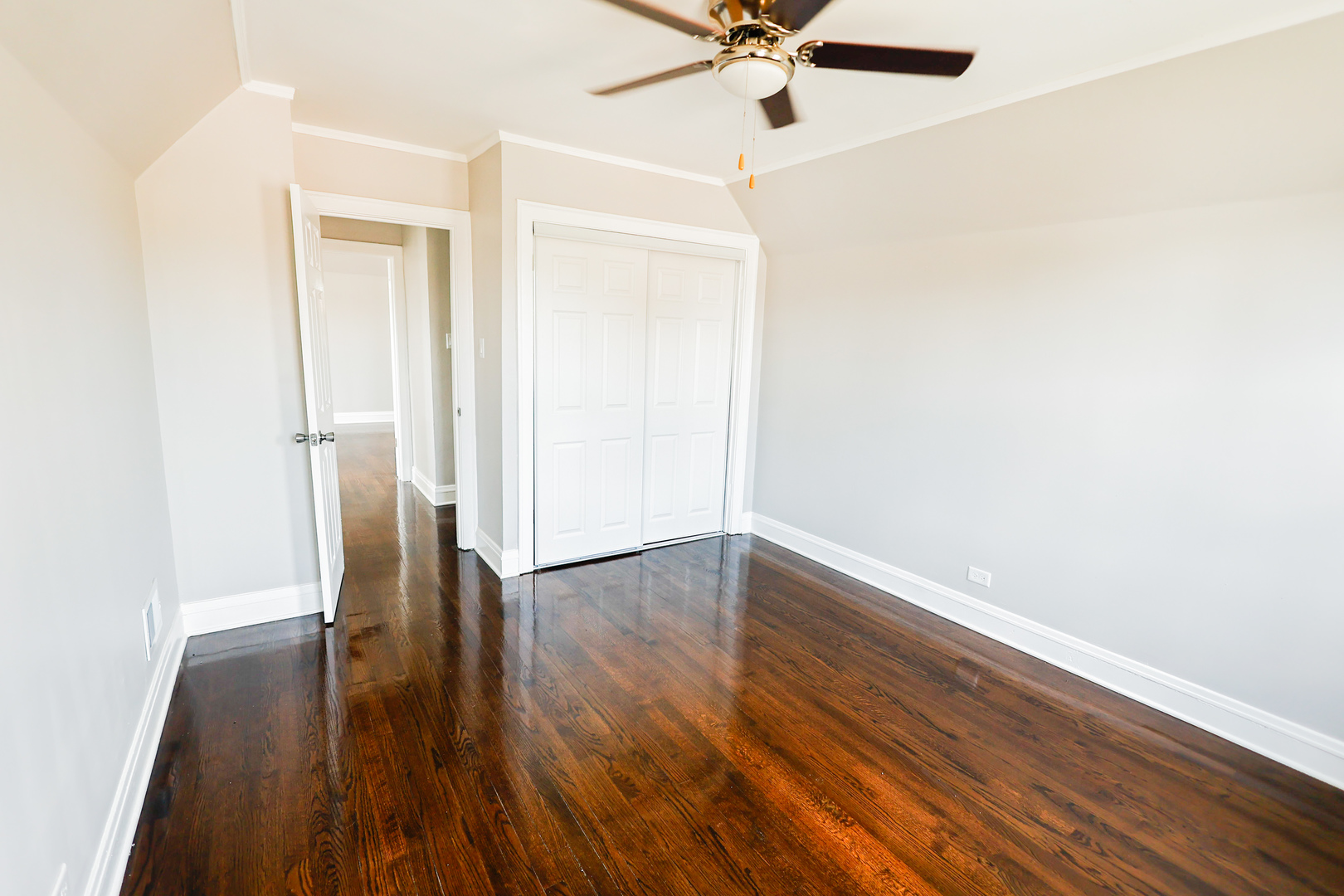 10141 S Vernon Avenue, Chicago, IL 60628