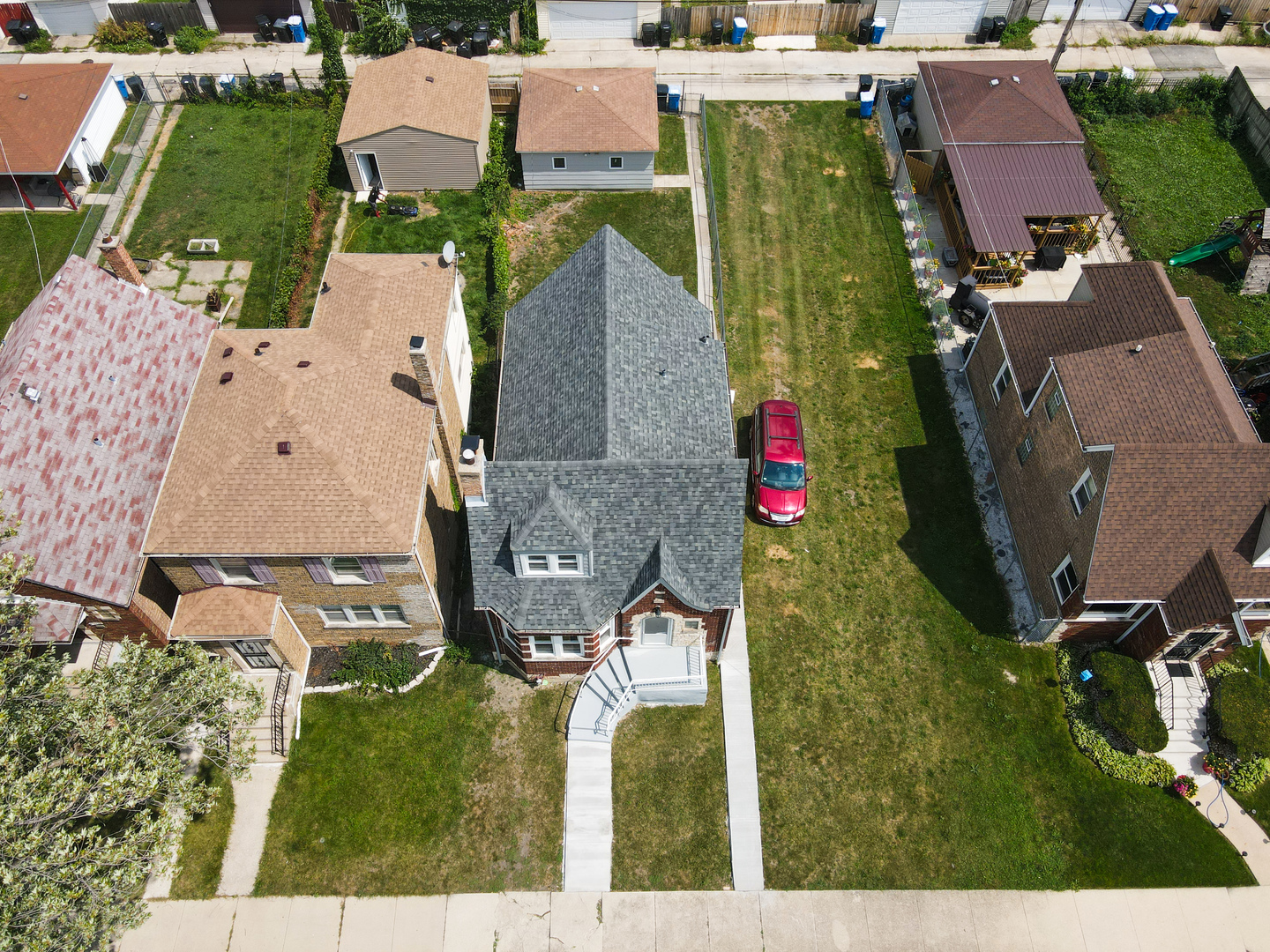 10141 S Vernon Avenue, Chicago, IL 60628