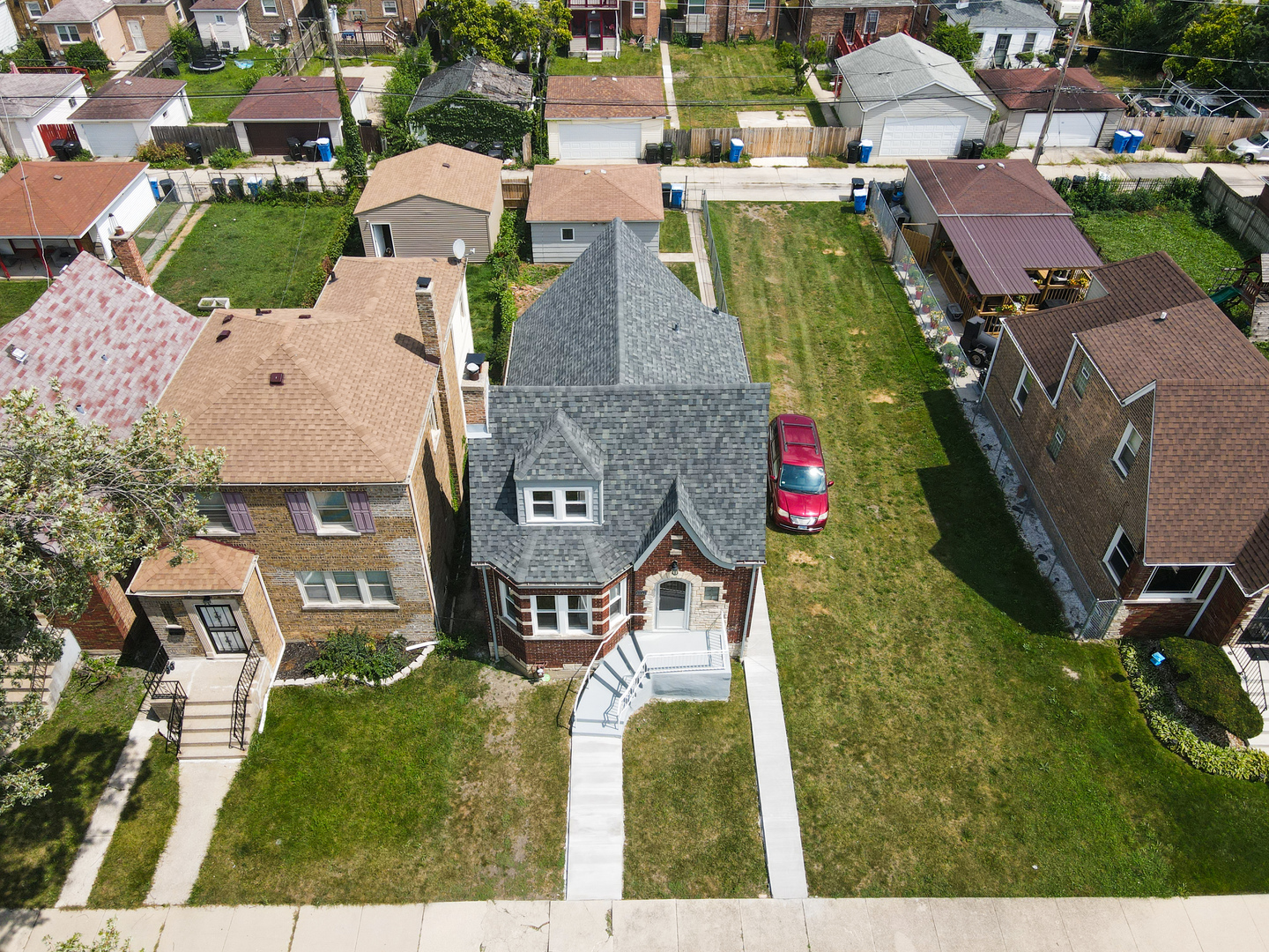 10141 S Vernon Avenue, Chicago, IL 60628