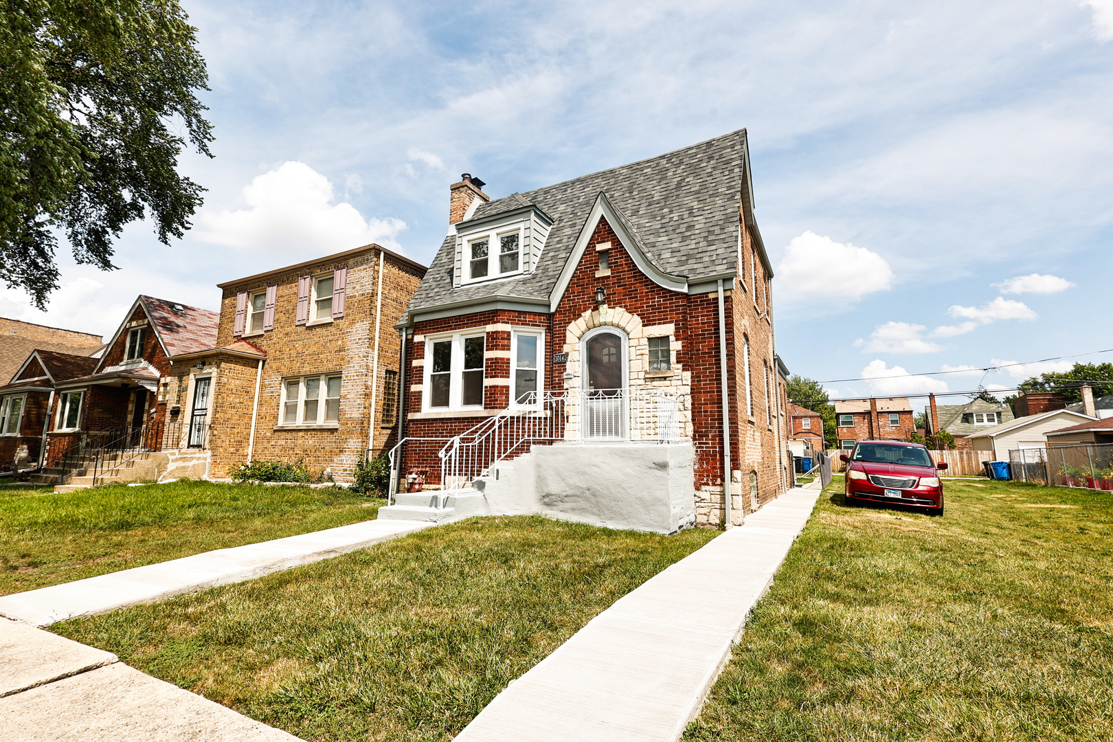 10141 S Vernon Avenue, Chicago, IL 60628
