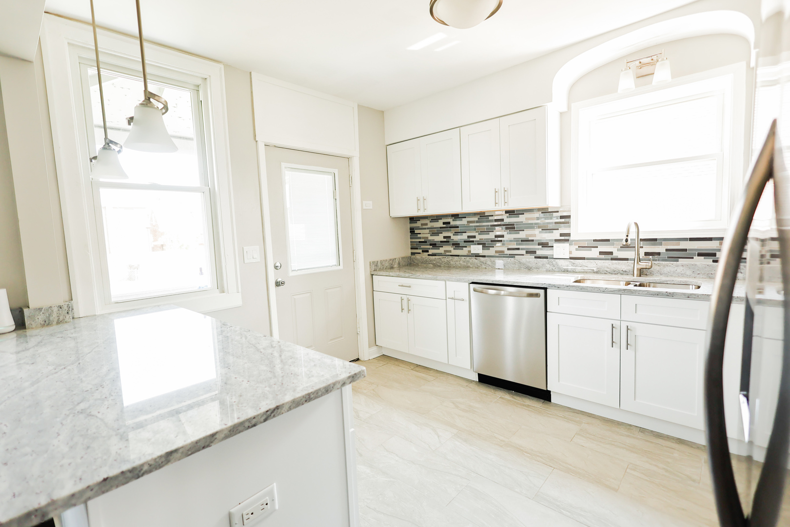10141 S Vernon Avenue, Chicago, IL 60628