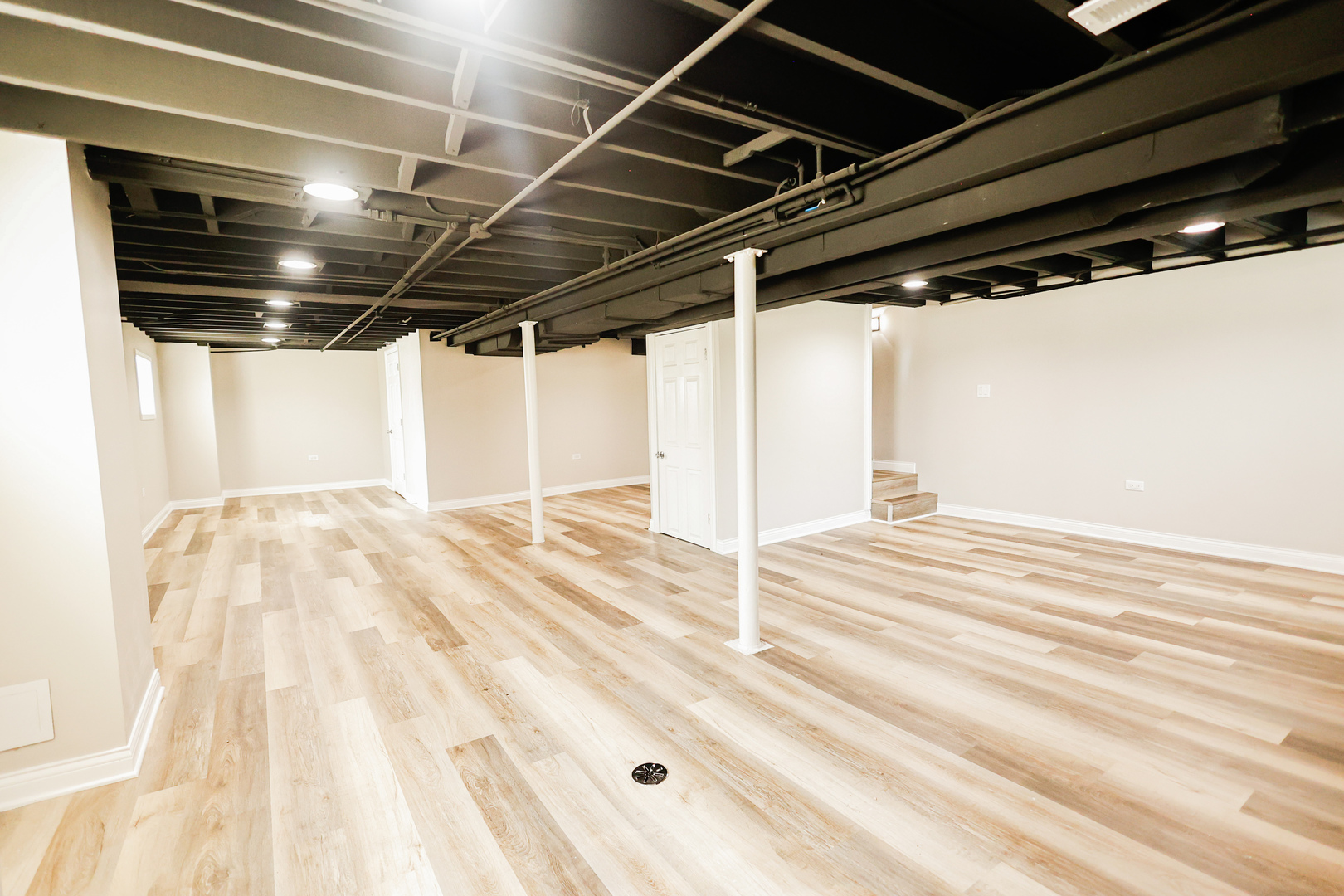 10141 S Vernon Avenue, Chicago, IL 60628