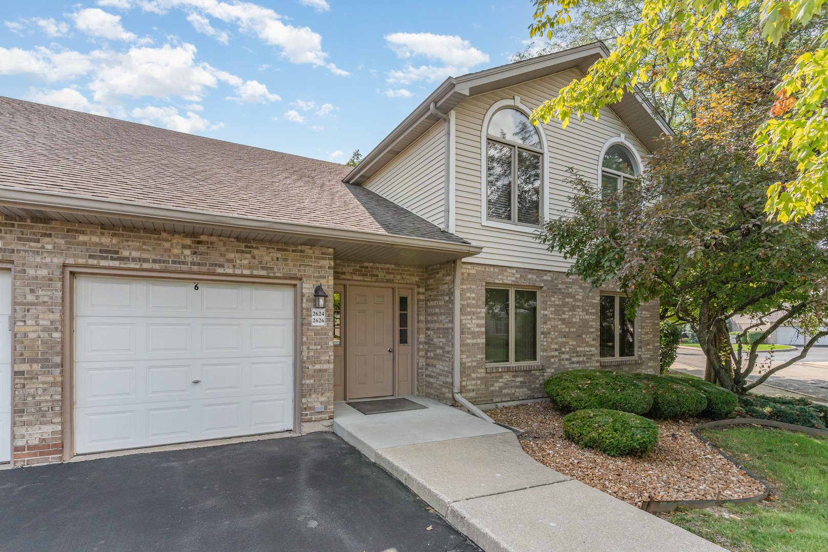 2626 Crescenzo Drive #F, Joliet, IL 60436