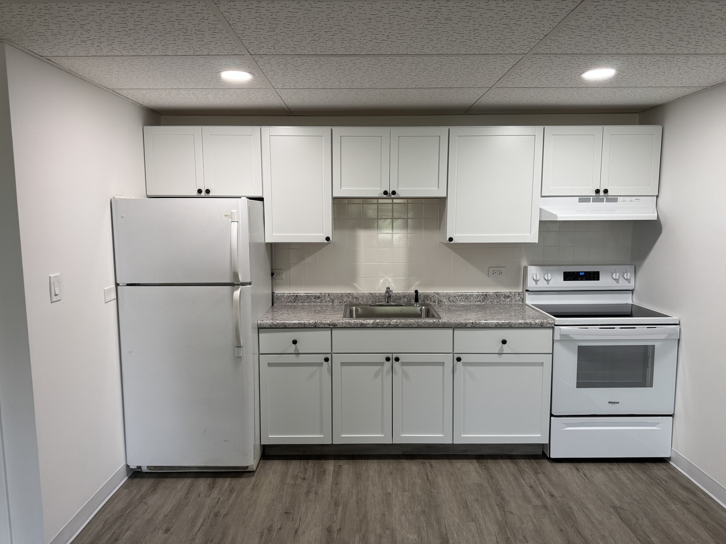 29W543 Batavia Road #6, Warrenville, IL 60555