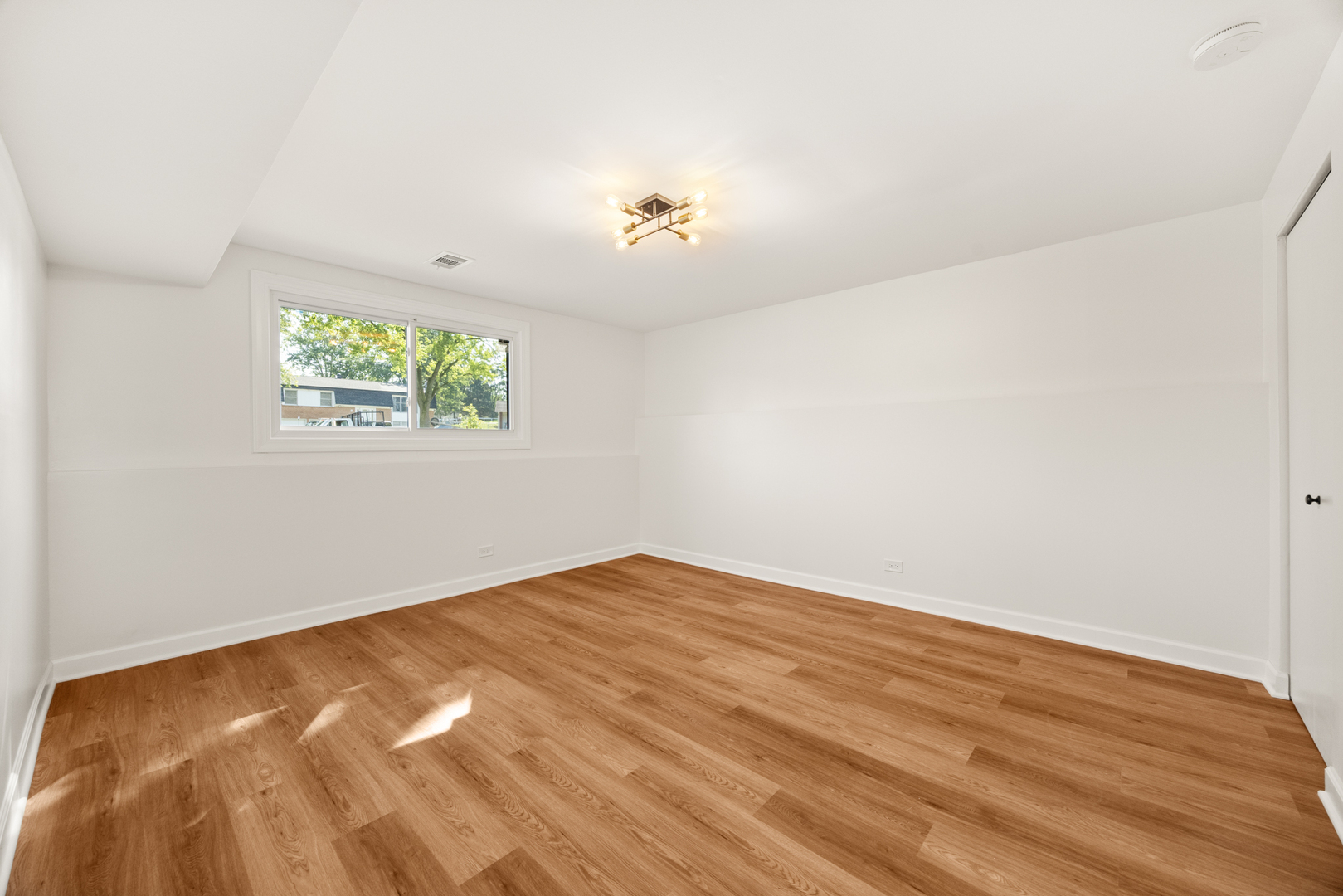 3 Charlestown Court, Bolingbrook, IL 60440