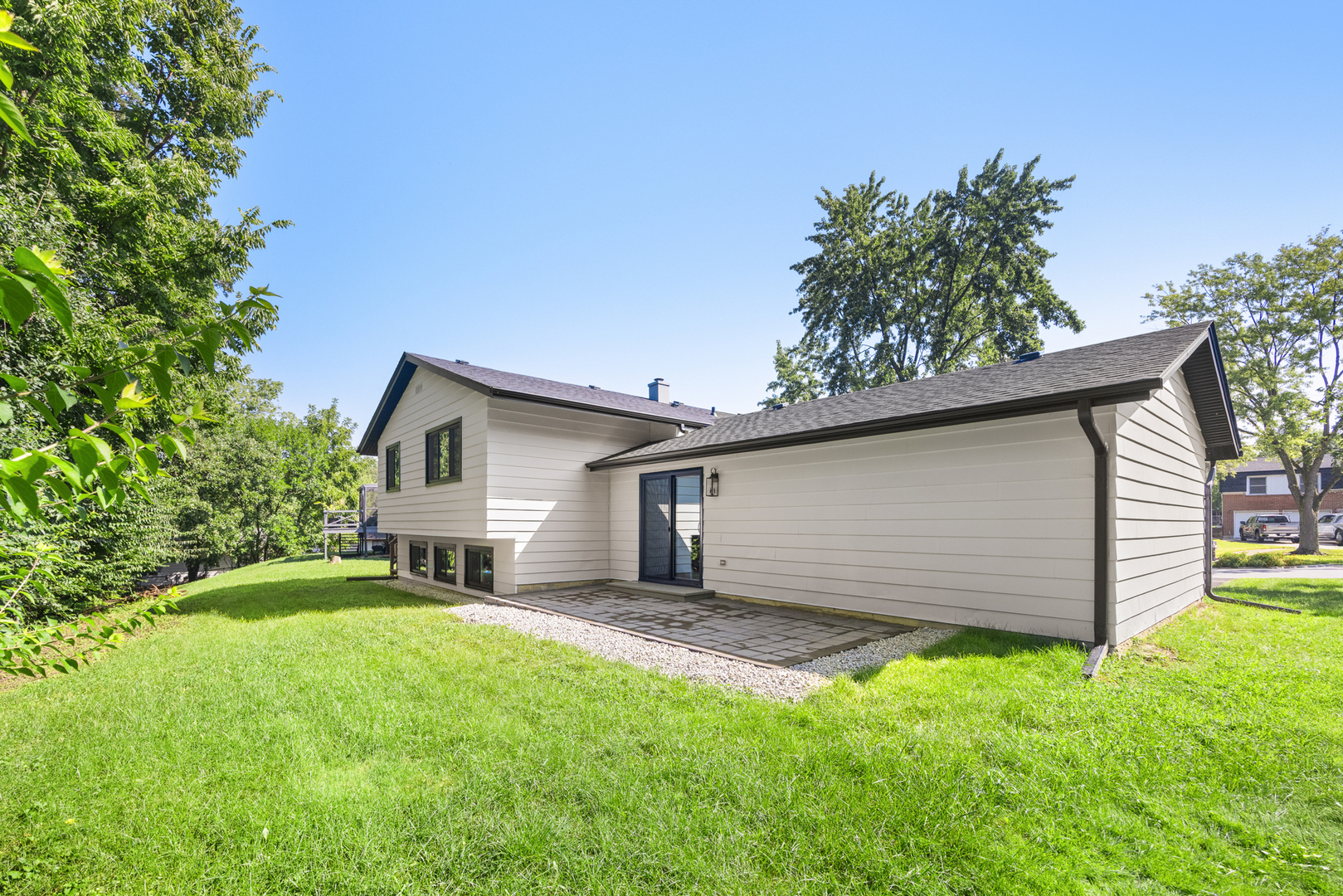 3 Charlestown Court, Bolingbrook, IL 60440