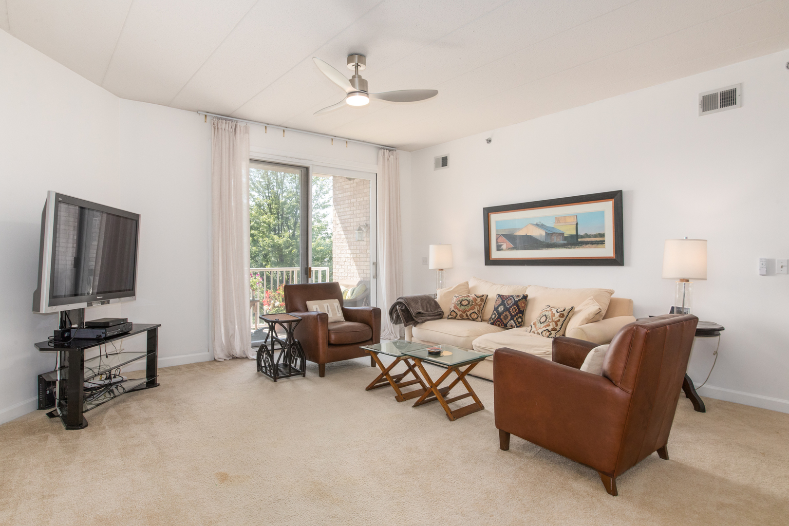 1705 Pavillion Way #303, Park Ridge, IL 60068