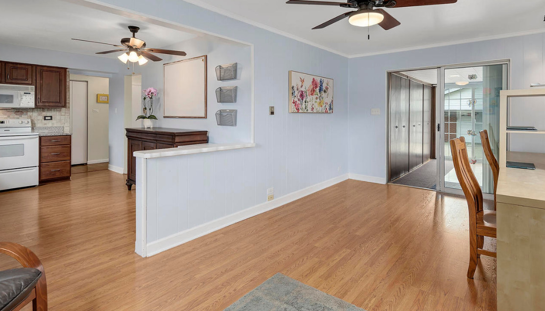 15W644 Patricia Lane, Elmhurst, IL 60126