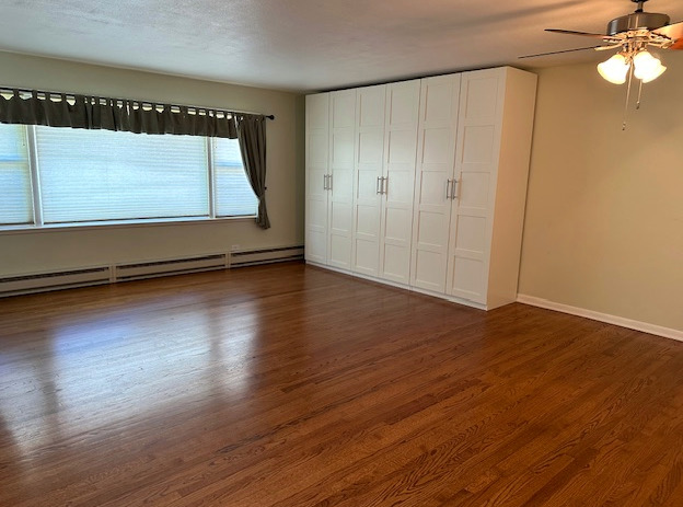 15W644 Patricia Lane, Elmhurst, IL 60126