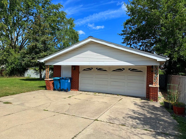 15W644 Patricia Lane, Elmhurst, IL 60126