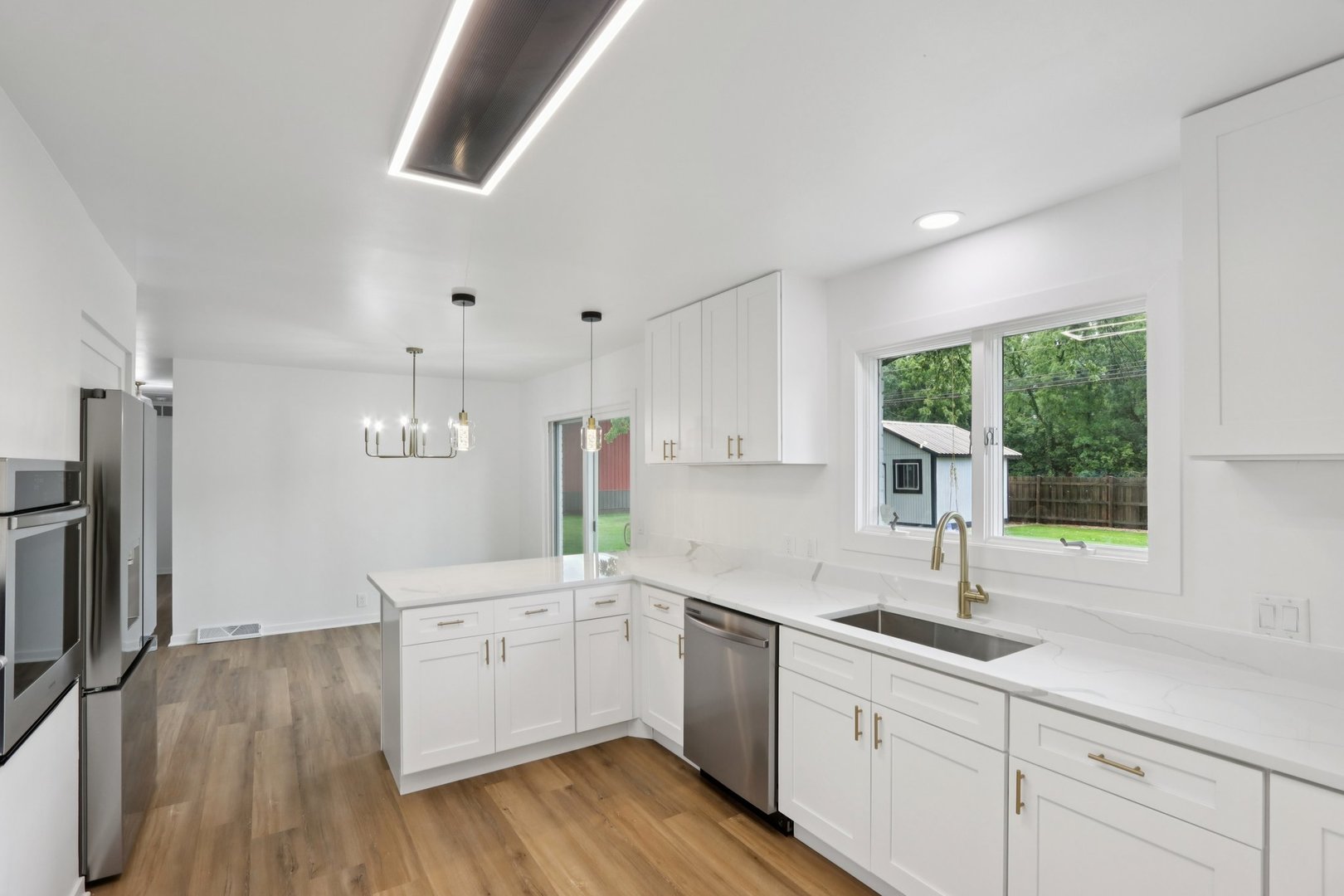 23 Oak Lawn Avenue, Yorkville, IL 60560