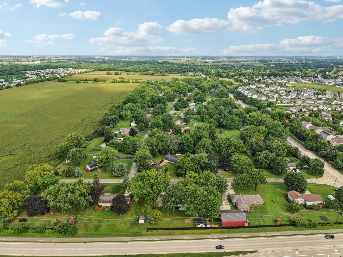 23 Oak Lawn Avenue, Yorkville, IL 60560