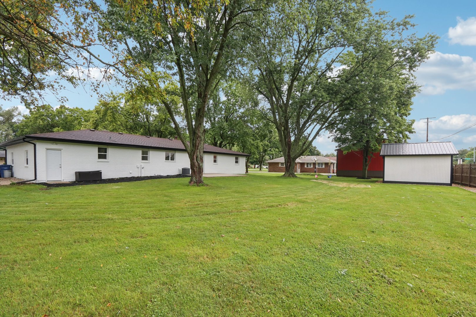 23 Oak Lawn Avenue, Yorkville, IL 60560
