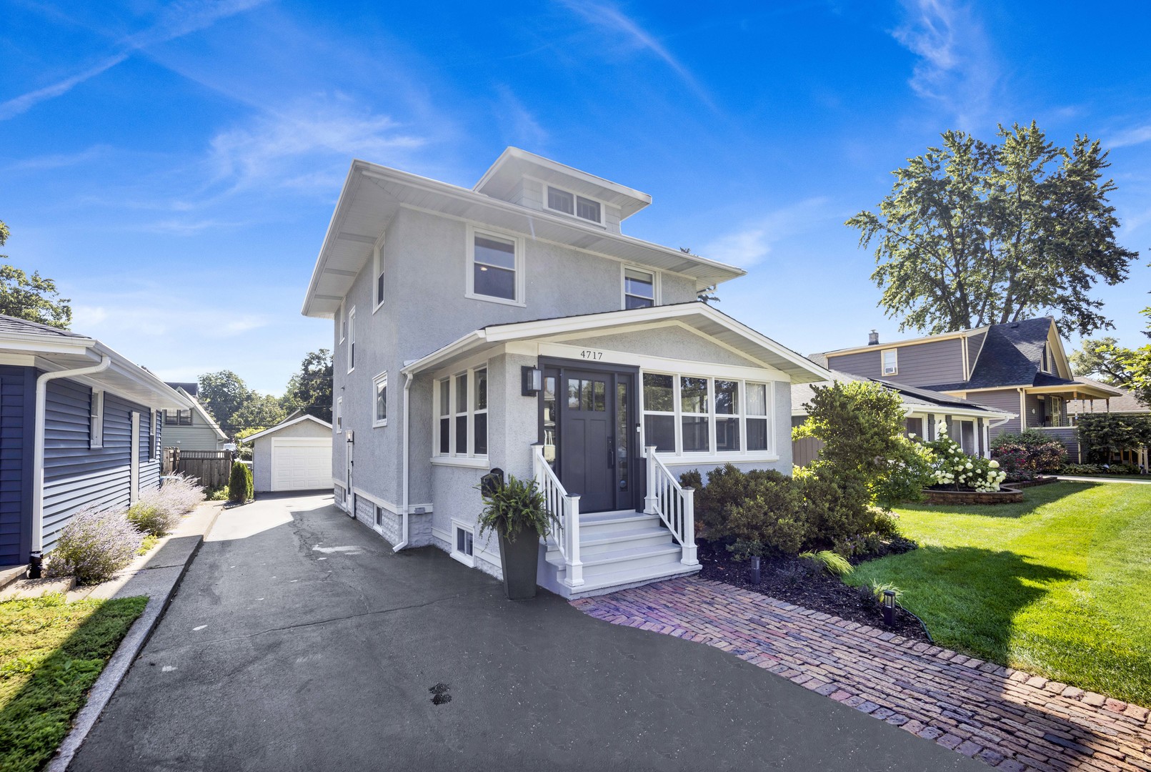 4717 Main Street, Downers Grove, IL 60515