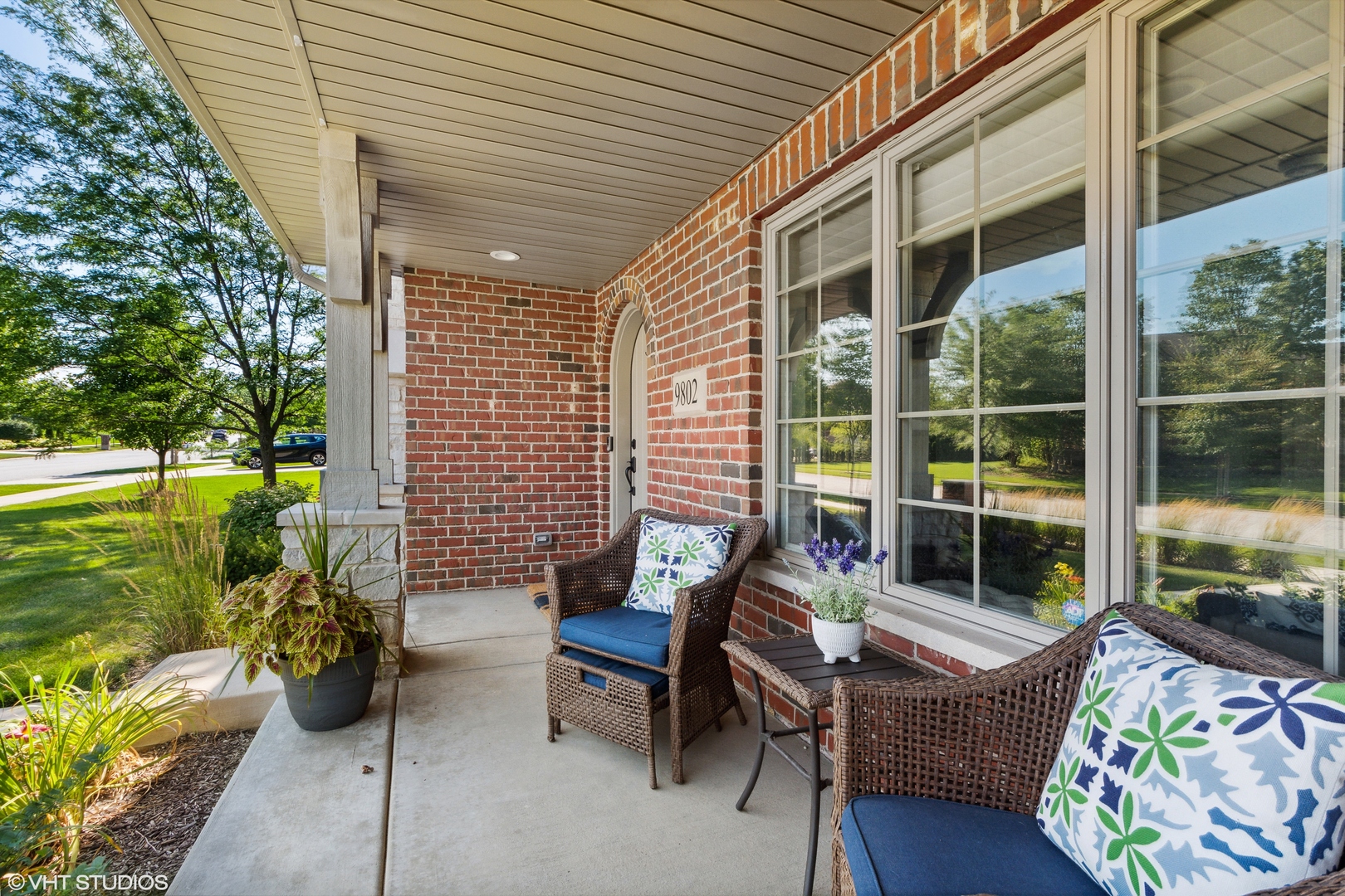 9736 Folkers Drive, Frankfort, IL 60423