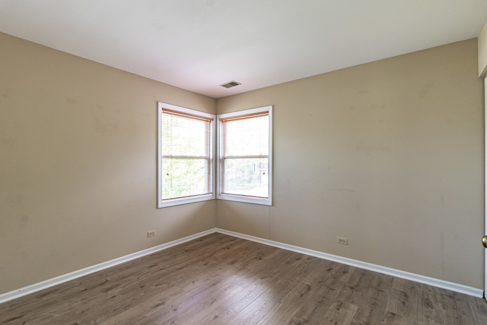 305 Satinwood Terrace, Buffalo Grove, IL 60089