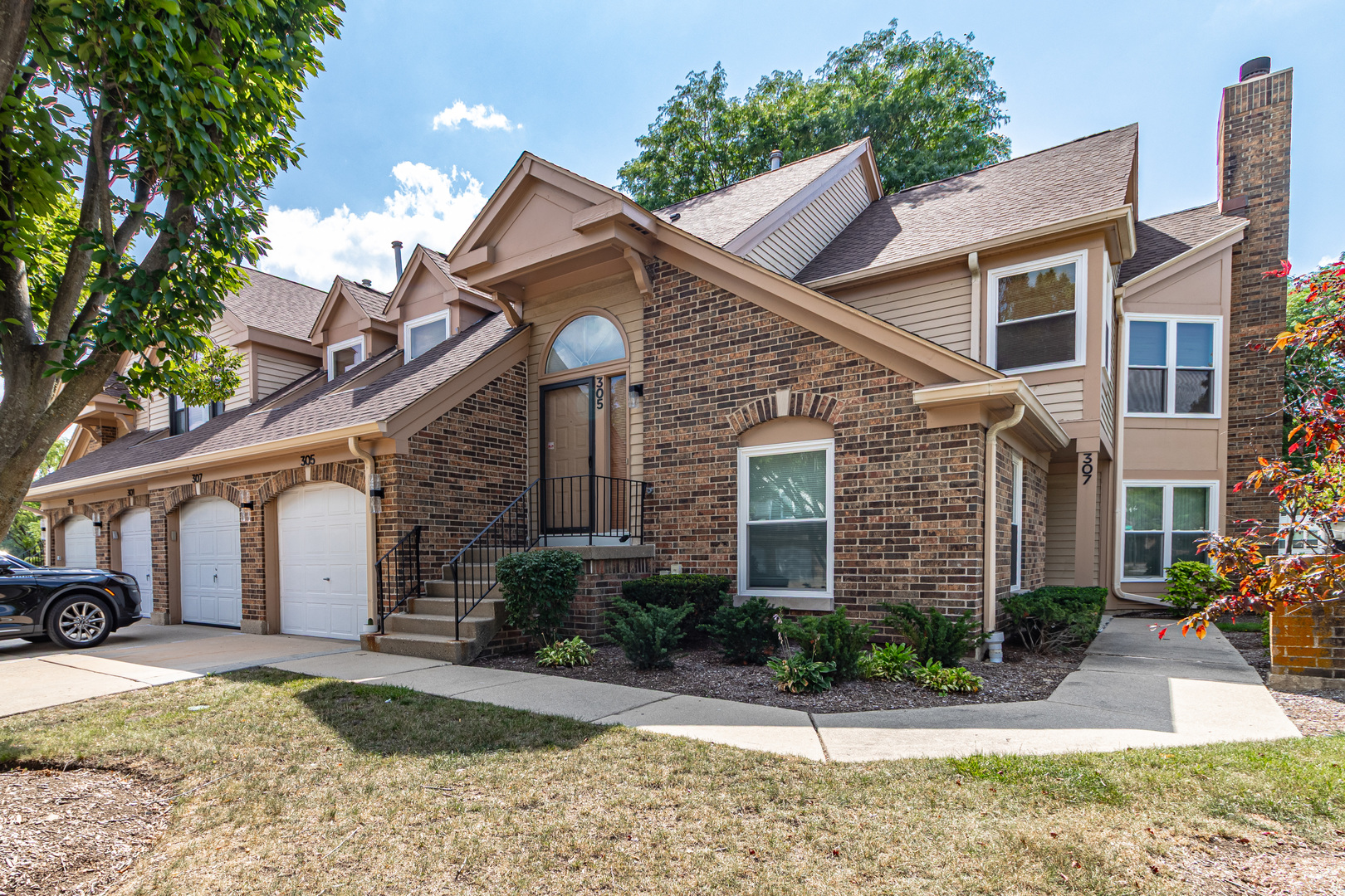 305 Satinwood Terrace, Buffalo Grove, IL 60089