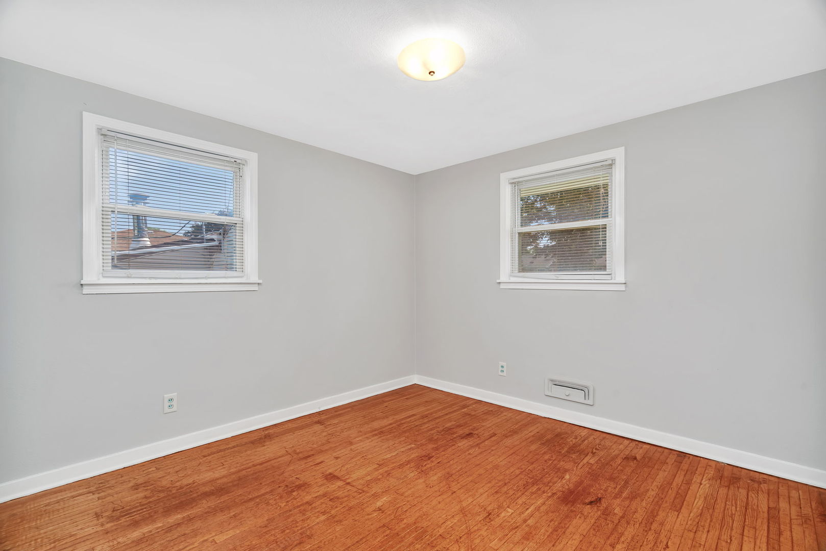 1205 Connecticut Avenue, Joliet, IL 60435