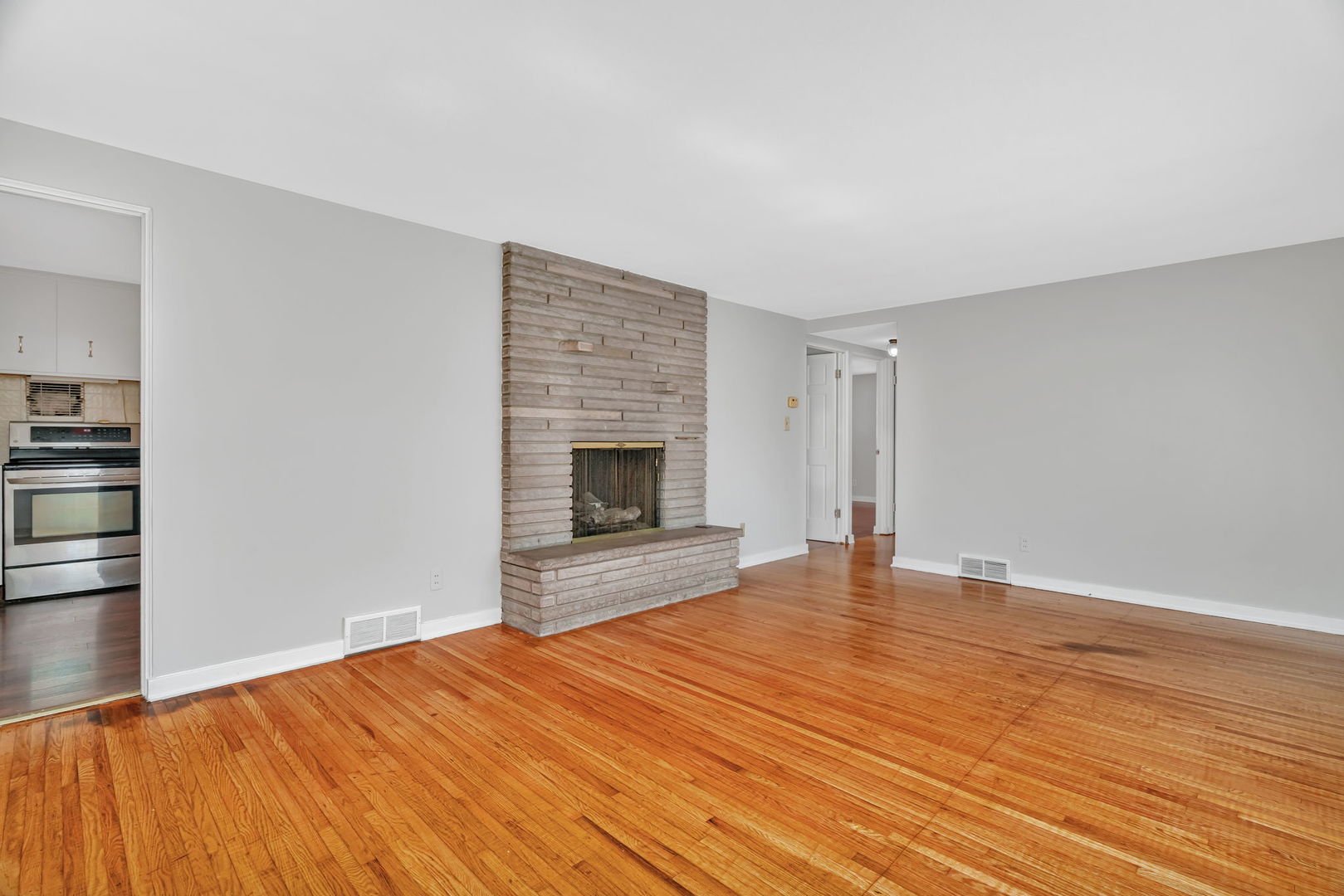 1205 Connecticut Avenue, Joliet, IL 60435