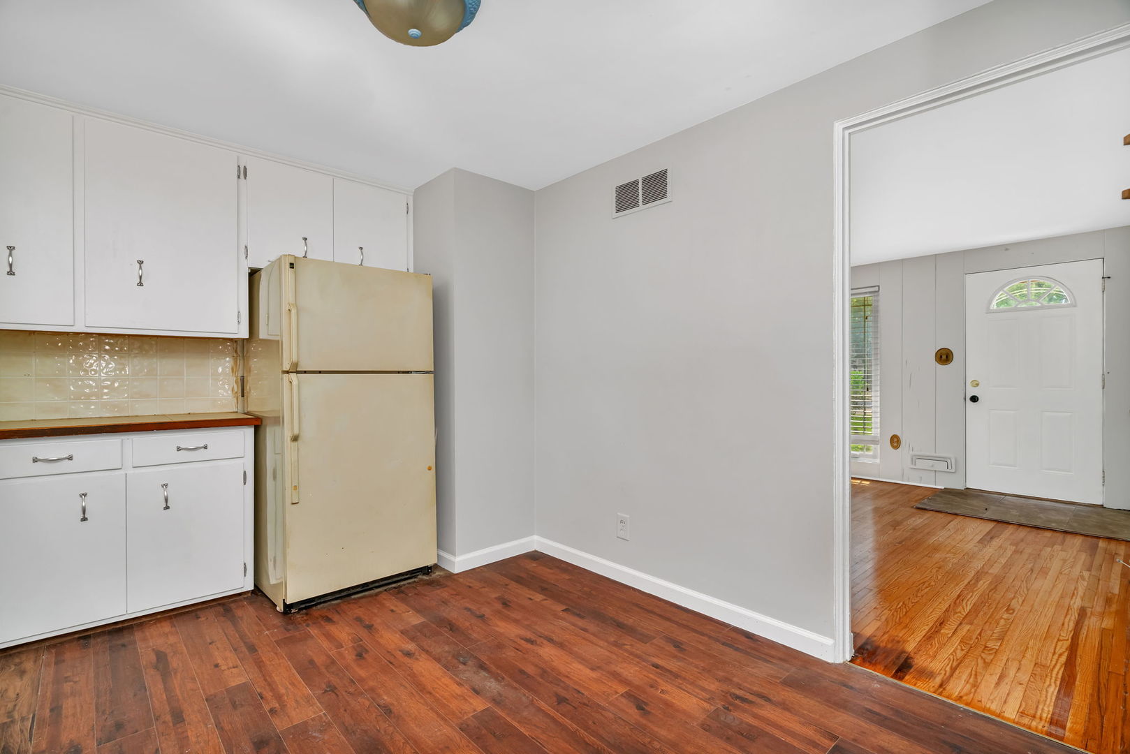 1205 Connecticut Avenue, Joliet, IL 60435