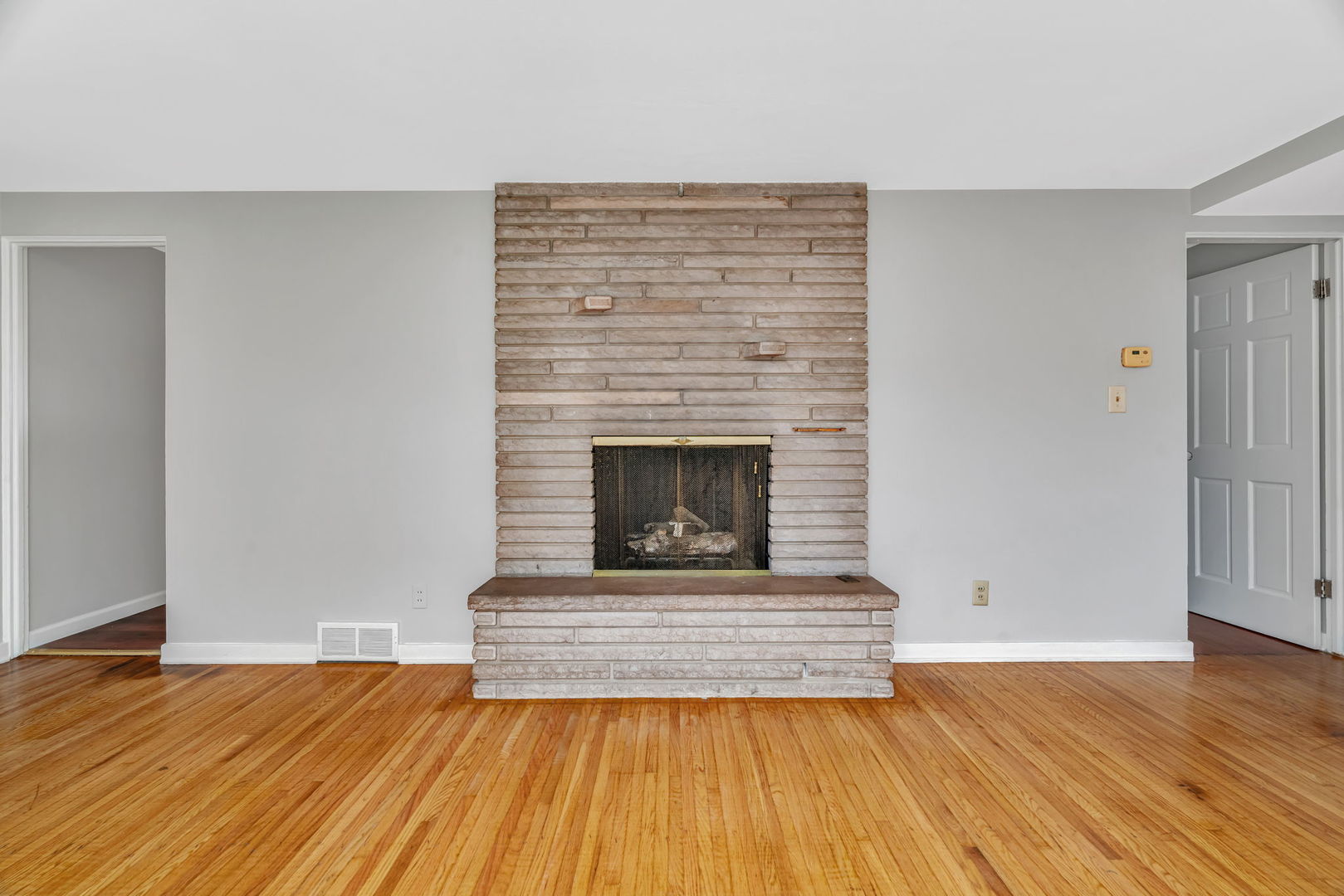 1205 Connecticut Avenue, Joliet, IL 60435