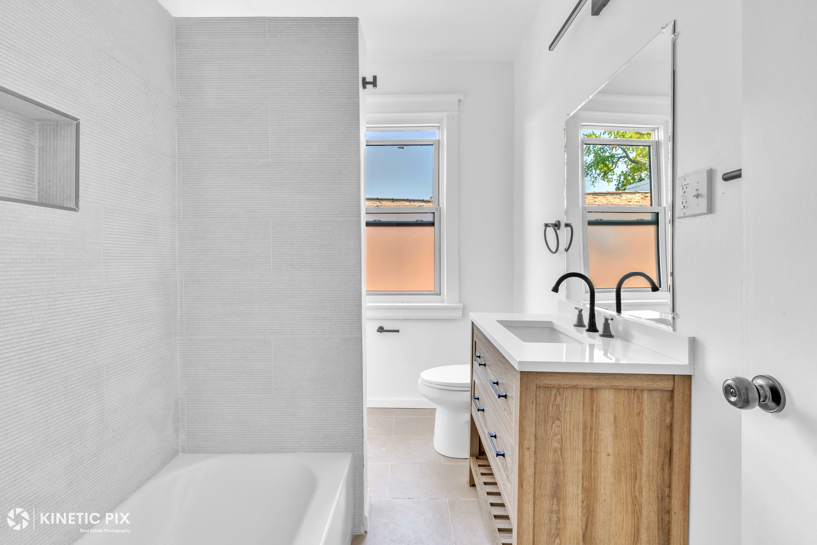 7955 S Elizabeth Street, Chicago, IL 60620