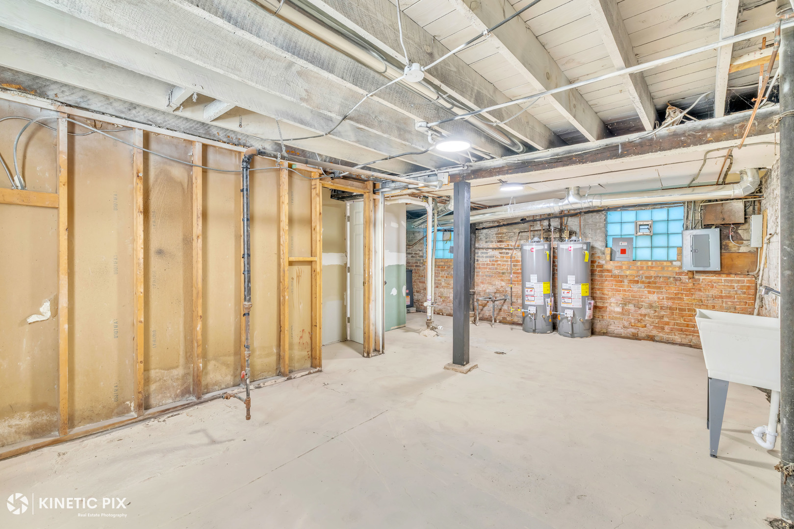 7955 S Elizabeth Street, Chicago, IL 60620