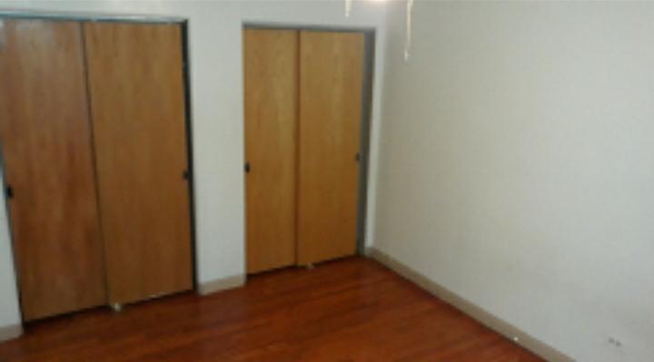 2038 W Jarvis Avenue #2F, Chicago, IL 60645