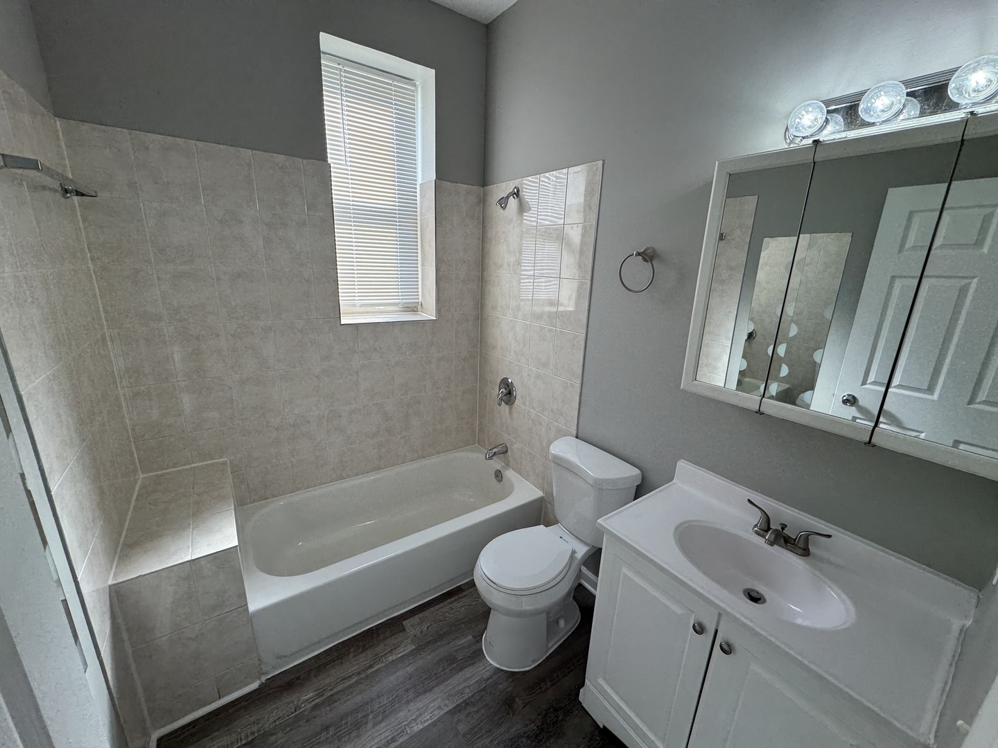 1510 S Central Park Avenue #2R, Chicago, IL 60623