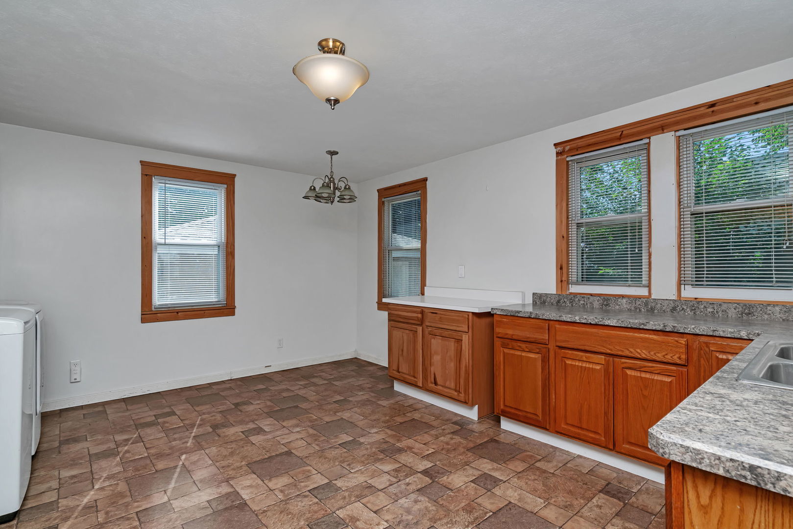 1505 S Bloomington Street, Streator, IL 61364