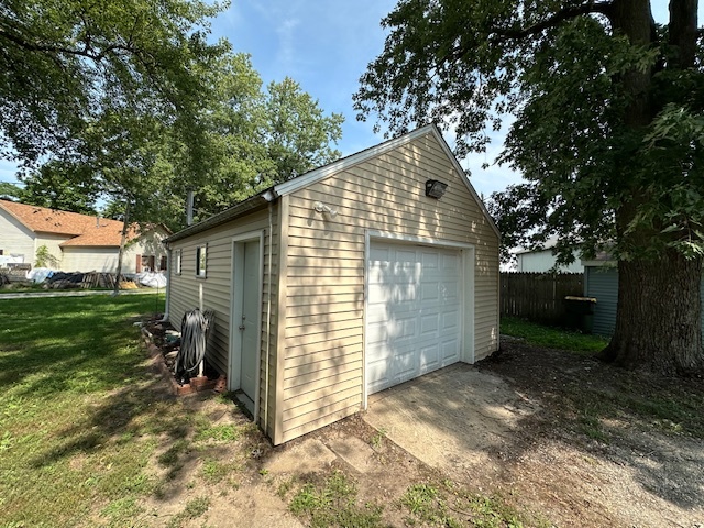 123 Merchants Street, Essex, IL 60935
