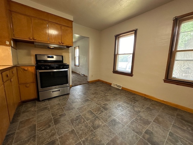 123 Merchants Street, Essex, IL 60935