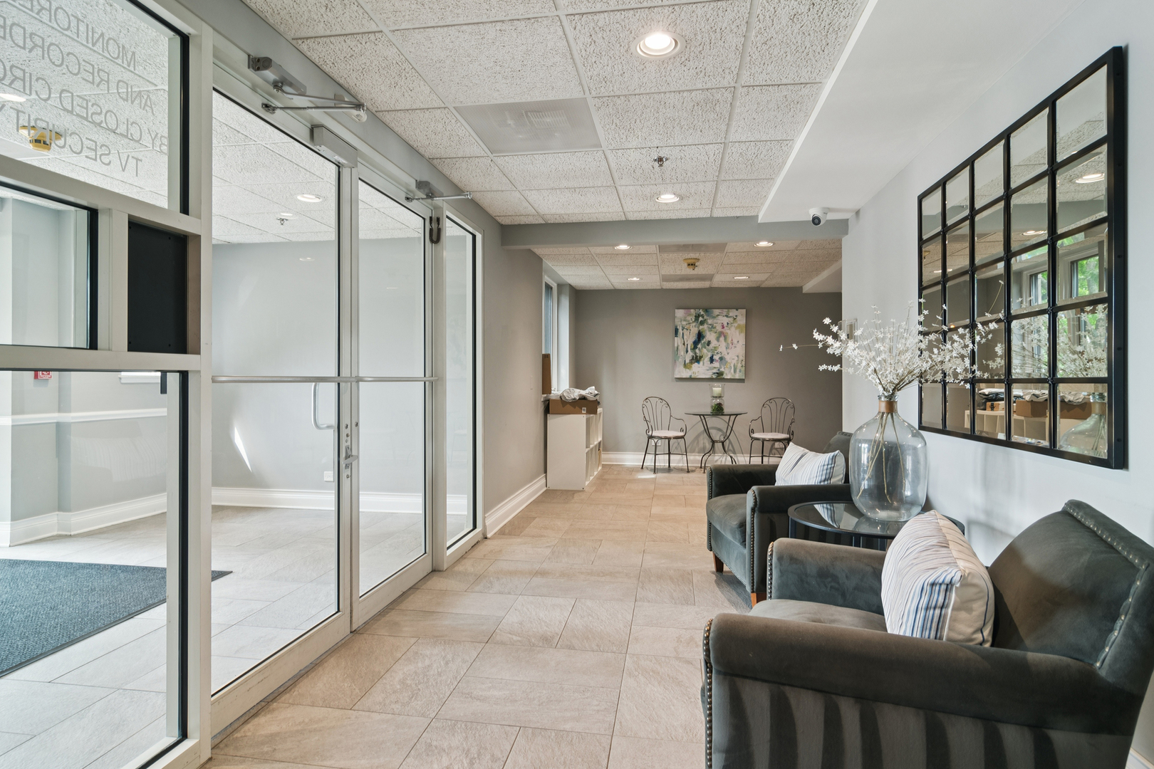15 S Pine Street #506A, Mount Prospect, IL 60056