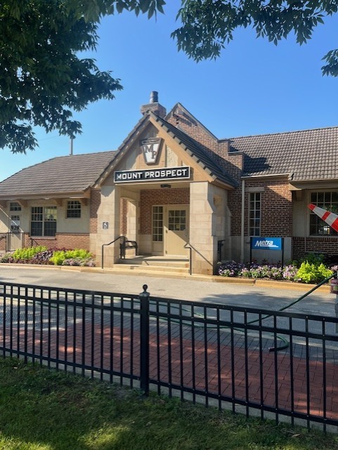15 S Pine Street #506A, Mount Prospect, IL 60056