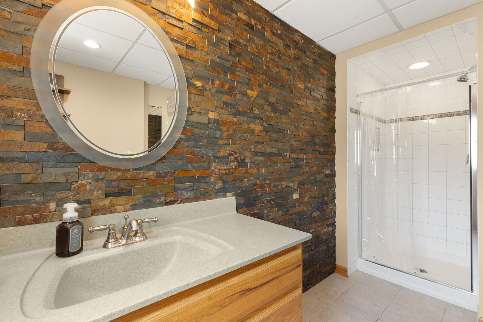 7317 Sunrise Avenue, Darien, IL 60561