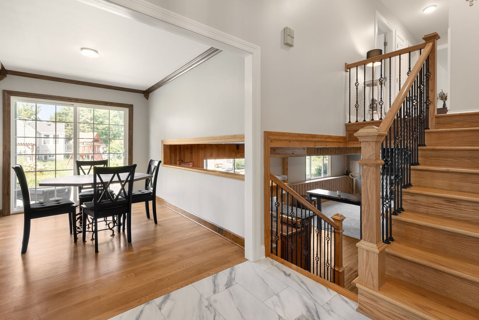 7317 Sunrise Avenue, Darien, IL 60561