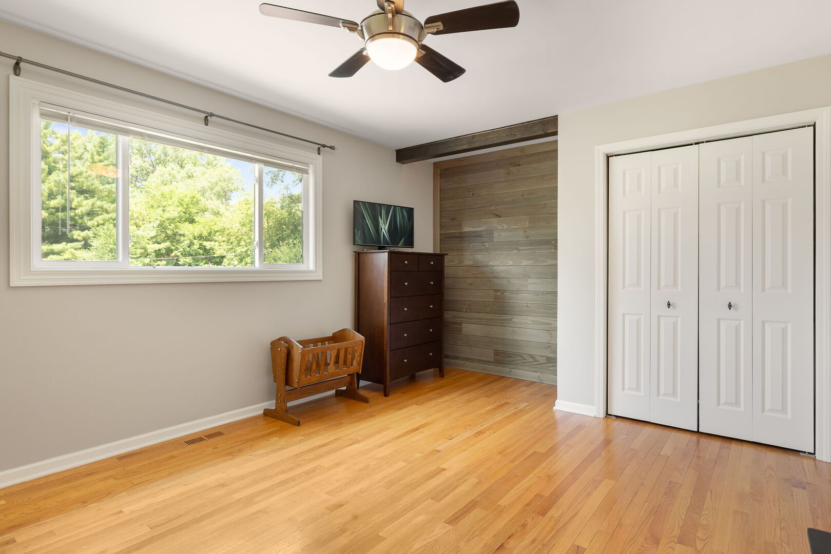 7317 Sunrise Avenue, Darien, IL 60561