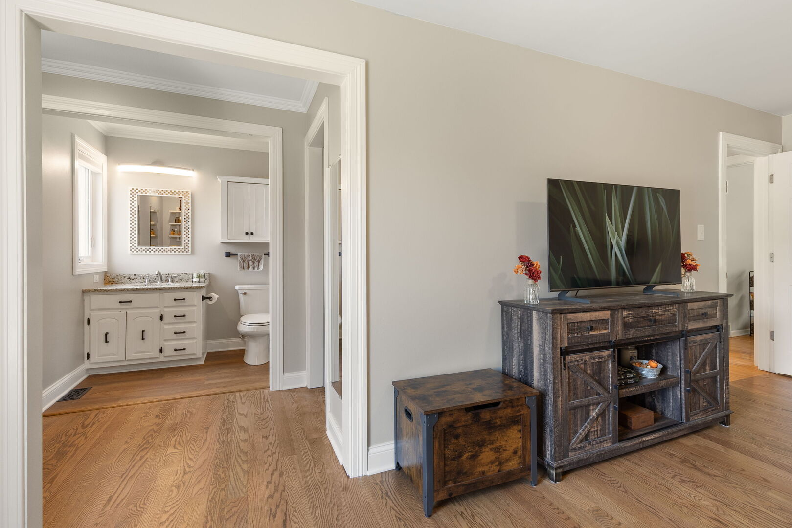 7317 Sunrise Avenue, Darien, IL 60561