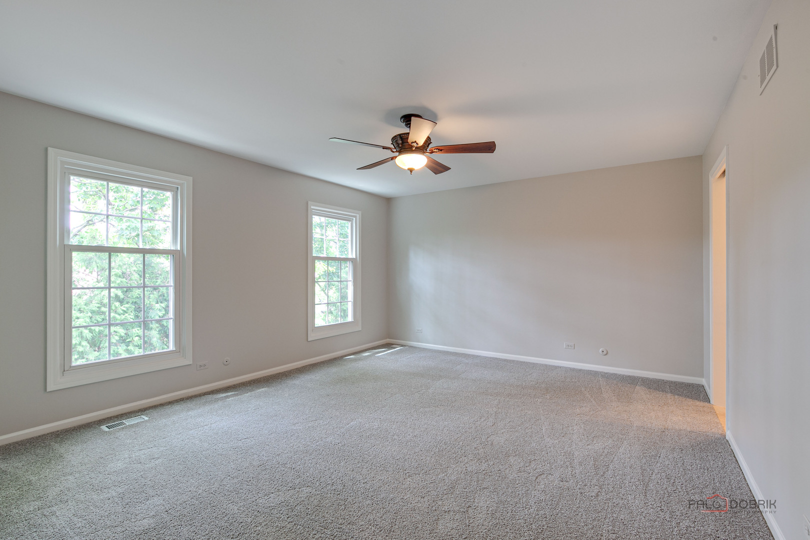 9 Court of Lagoon View, Northbrook, IL 60062