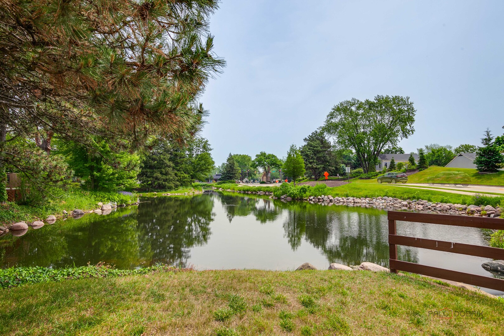9 Court of Lagoon View, Northbrook, IL 60062