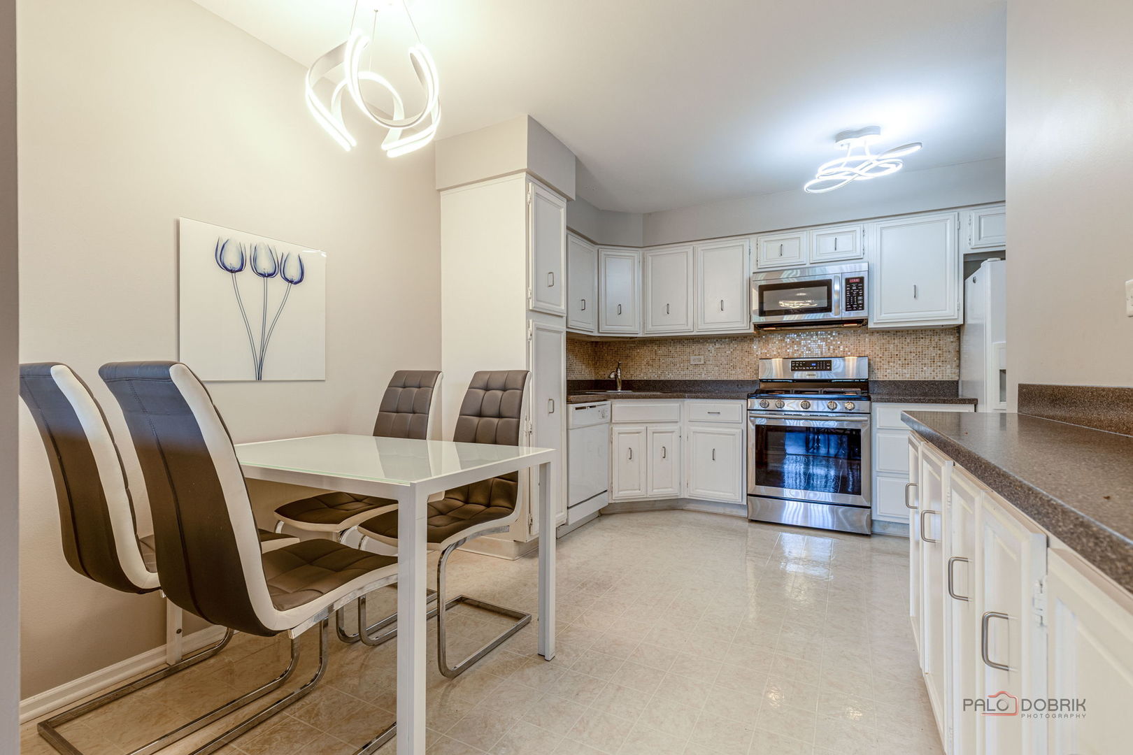 200 Lake Boulevard #457, Buffalo Grove, IL 60089