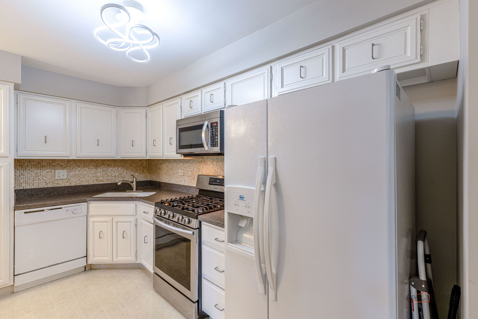200 Lake Boulevard #457, Buffalo Grove, IL 60089