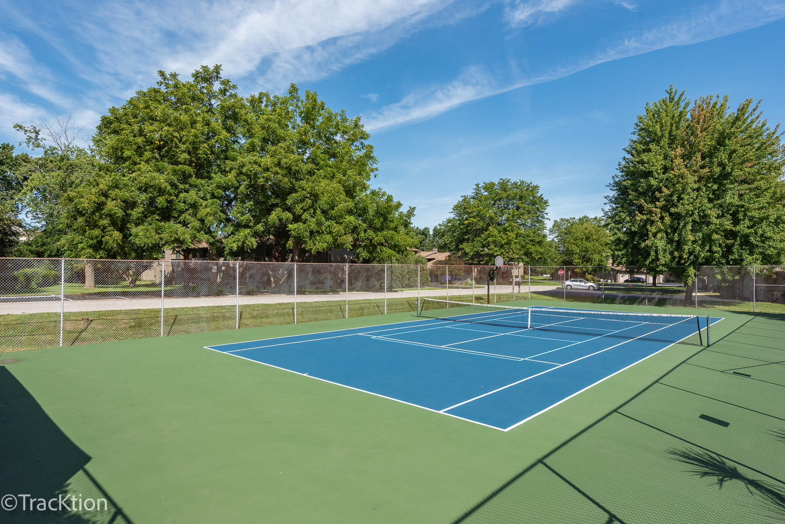2S409 Emerald Green Drive #D, Warrenville, IL 60555