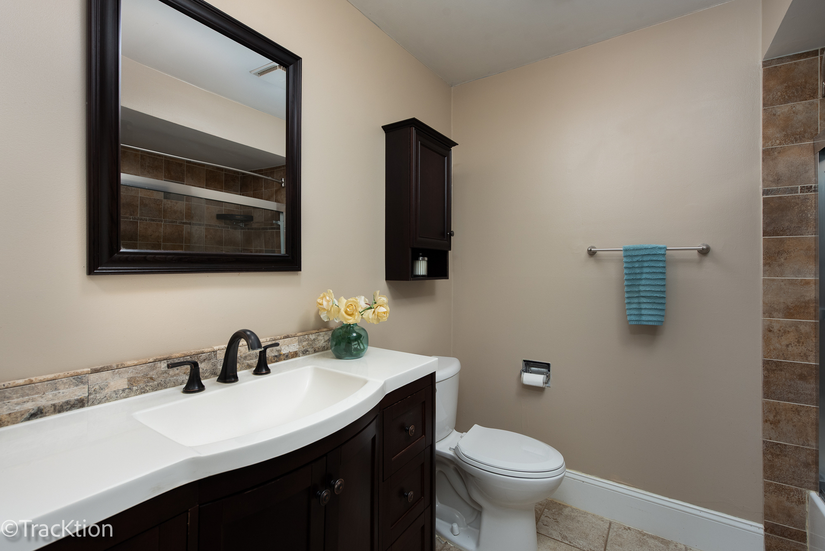 2S409 Emerald Green Drive #D, Warrenville, IL 60555