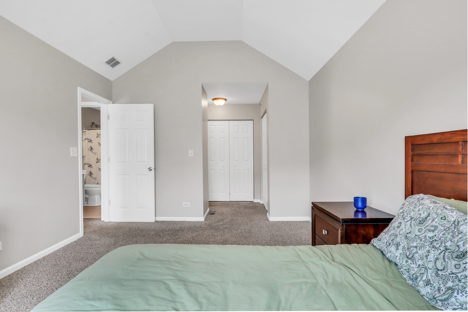 590 Fox Ridge Drive #590, Fox Lake, IL 60020