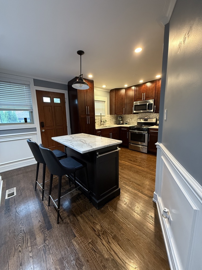 6415 S lorel Avenue #4, Chicago, IL 60638