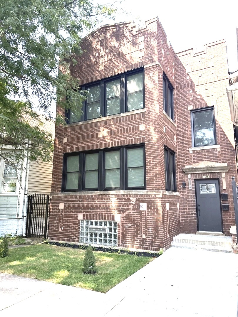 1048 W Marquette Road, Chicago, IL 60621