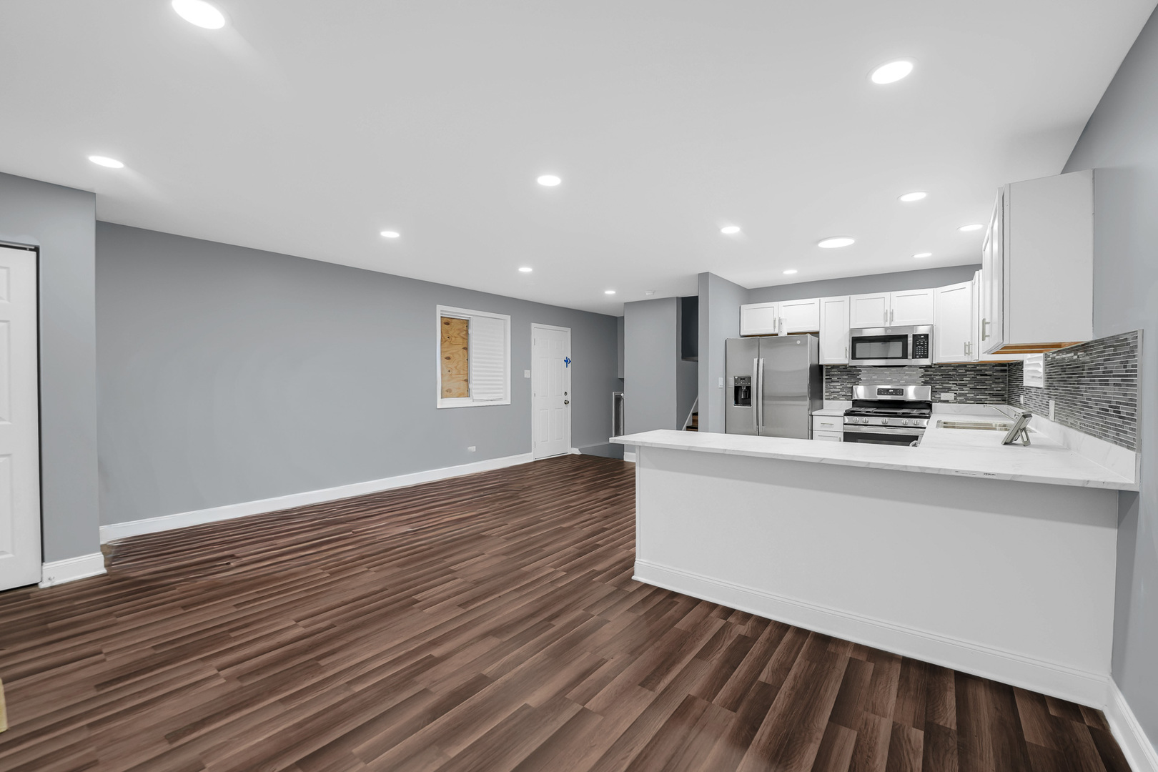 255 W 117th Street, Chicago, IL 60628